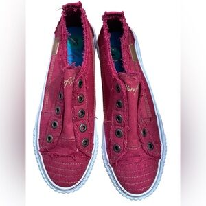 Blowfish Malibu' Women's Play Slip On - Jester Red Hipster Smoked Twill Sz 8